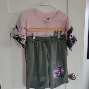 Tokyo Fresh Laundry Pink Graphic Tee SZ L & RGSTR Green Graphic Shorts SZ M